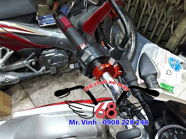 Hình ảnh: cùm tay thắng Brembo màu đỏ ráp cho nhiều loại xe Hình ảnh: cùm tay thắng Brembo màu đỏ ráp cho nhiều loại xe