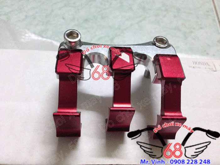 Hình ảnh: Bồ cào che dây dầu sau độ cho SH màu đỏ trắng giá rẻ chỉ có tại shop 68 TPHCM Hình ảnh: Bồ cào che dây dầu sau độ cho SH màu đỏ trắng giá rẻ chỉ có tại shop 68 TPHCM