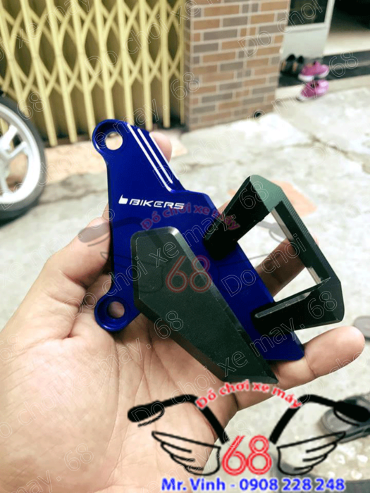 Hình ảnh: Pát bảo vệ heo dầu trước CNC độ cho SH màu xanh giá rẻ chỉ có tại shop 68 TPHCM Hình ảnh: Pát bảo vệ heo dầu trước CNC độ cho SH màu xanh giá rẻ chỉ có tại shop 68 TPHCM