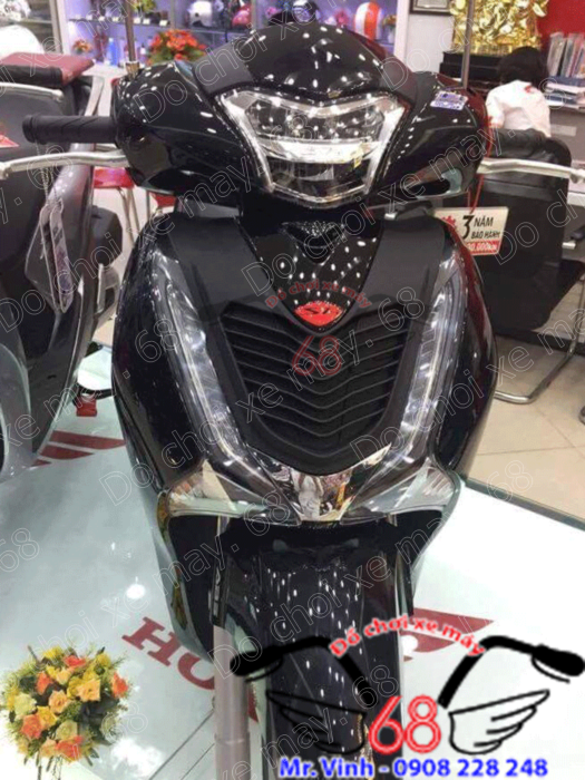 Hình ảnh: Mặt nạ màu đen bóng mẫu SH ý độ cho SH 2017 giá rẻ tại shop 68 TPHCM Hình ảnh: Mặt nạ màu đen bóng mẫu SH ý độ cho SH 2017 giá rẻ tại shop 68 TPHCM