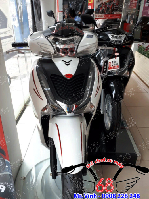 Hình ảnh: Mặt nạ mẫu SH ý độ cho SH 2017 màu trắng đen giá rẻ chỉ có tại shop 68 TPHCM Hình ảnh: Mặt nạ mẫu SH ý độ cho SH 2017 màu trắng đen giá rẻ chỉ có tại shop 68 TPHCM
