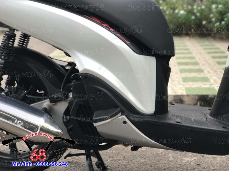Hình ảnh: Bộ gác chân lớn trong dàn áo V3 giá rẻ tại shop 68 TPHCM Q1 Hình ảnh: Bộ gác chân lớn trong dàn áo V3 giá rẻ tại shop 68 TPHCM Q1