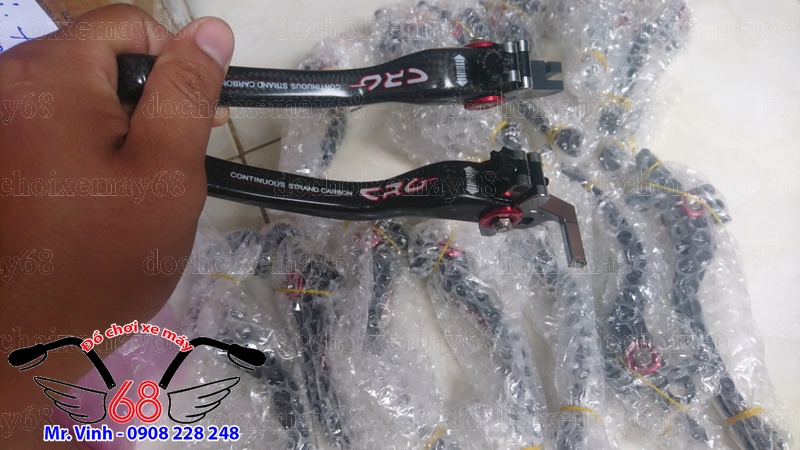 Hình ảnh: Cận cảnh tay phanh cacbon 3D cực chuẩn giá rẻ tại shop 68 TPHCM Q1 Hình ảnh: Cận cảnh tay phanh cacbon 3D cực chuẩn giá rẻ tại shop 68 TPHCM Q1